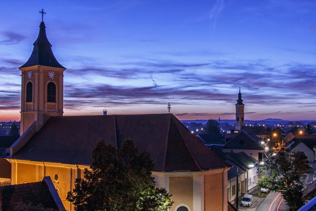 Szent Janos Hotel Mohács Exteriér fotografie